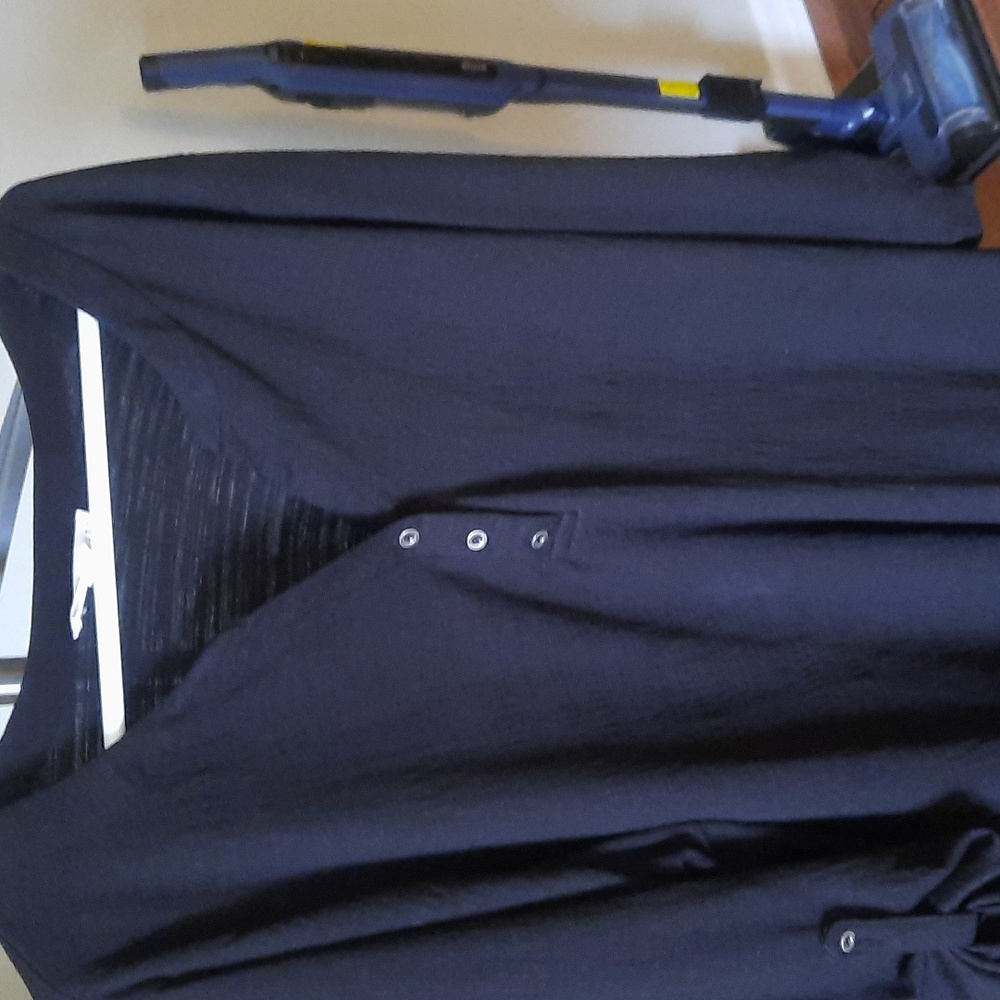 Black long sleeve tunic